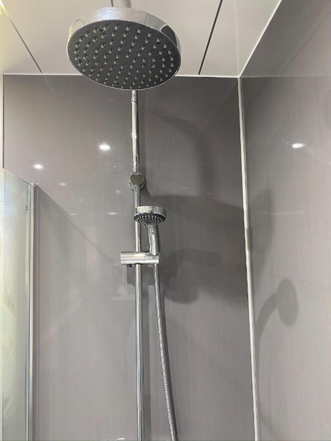 Prime Commuter Executive Apartment Данфермлин Экстерьер фото