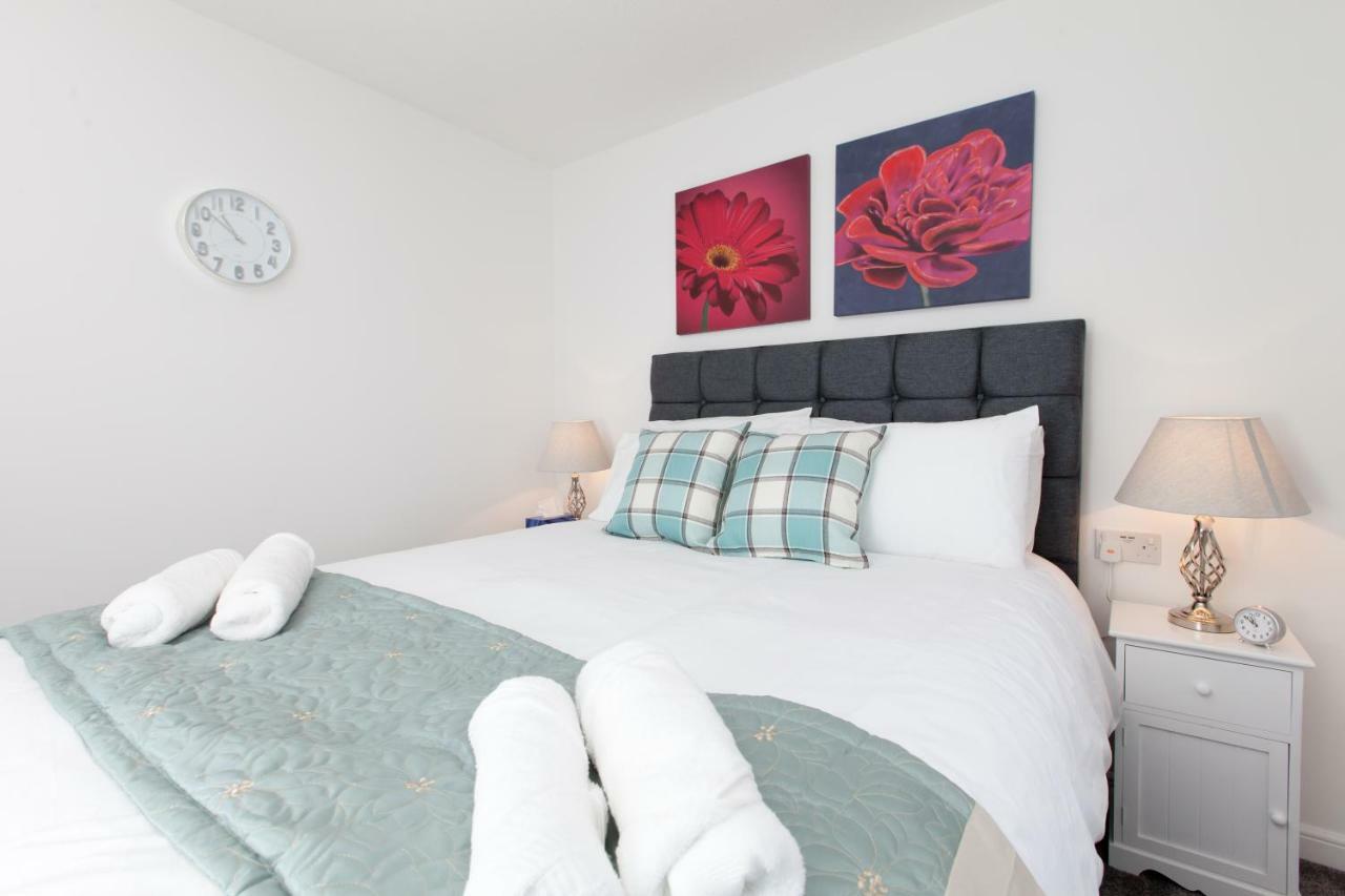 Prime Commuter Executive Apartment Данфермлин Экстерьер фото